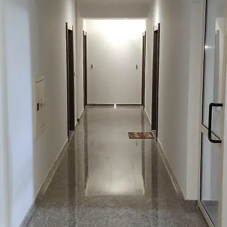 Delux Cote Dagur Apartment Burgas