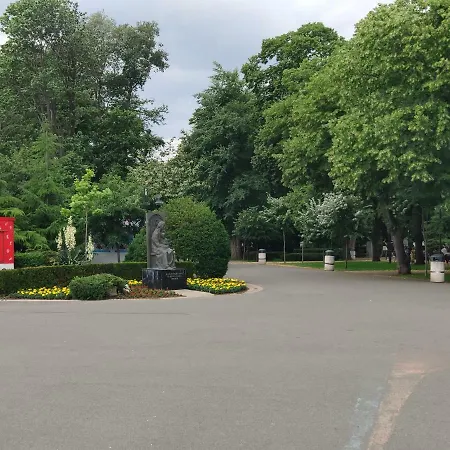 Delux Cote Dagur 公寓 *