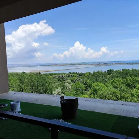 Apartment Delux Cote Dagur